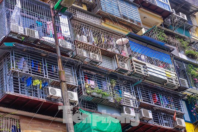 Do không xử lý nghiêm từ đầu của cơ quan chức năng nên hàng loạt "chuồng cọp" đua nhau mọc lên theo kiểu "nhà này làm được thì nhà kia cũng làm được".