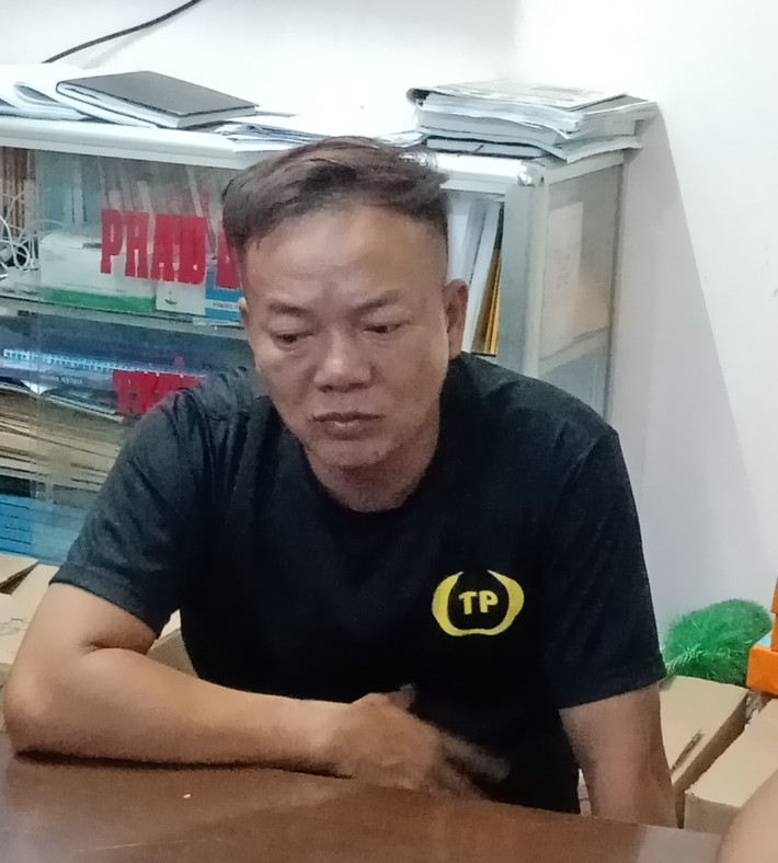 Trần Văn Lượng trốn trại, bị bắt lại sau 19 năm: Bị lãnh án tù chung thân về tội "Giết người và sử dụng, tàng trữ vũ khí trái phép", Bảo trốn khỏi trại giam, đến Sóc Trăng thay họ đổi tên, rồi có vợ và hai con, thành lập công ty làm ăn. Sáng 26/4, Công an tỉnh Sóc Trăng đã bắt giữ Trần Văn Lượng (43 tuổi, thường trú tại phường 3, TP Sóc Trăng) sau 19 năm trốn truy nã. Trần Văn Lượng tên thật là Lý Quốc Bảo, quê quán phường Thanh Hải, thành phố Phan Thiết, tỉnh Bình Thuận.