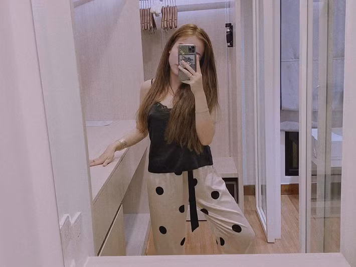 Sau khi Hằng bị bắt, nhiều bình luận của những người theo học tại trường CĐ Du lịch Huế tỏ ra bất ngờ và lên án mạnh mẽ hành vi của cô gái trẻ này.