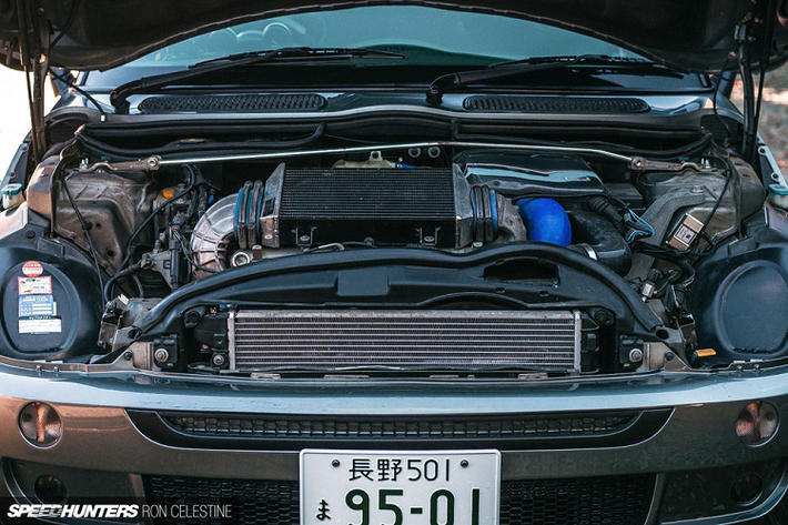 Sau khi nhận chiếc Mini Cooper S, sư thầy Nhật Bản đã áp dụng triết lý "chudo" cho mọi thứ mình làm, bao gồm cả việc độ lại chiếc xe. Ban đầu, nhà sư này dành nhiều thời gian cho việc bảo dưỡng vì chiếc xe bị bỏ không một thời gian dài, ví dụ như bánh răng, tản nhiệt, ắc quy mới hay nẹp kính.