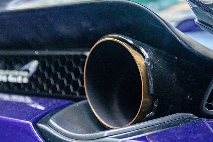 Novitec chỉ độ body kit cho sản phẩm McLaren 720S N-Largo , vì thế, siêu xe McLaren 720S màu tím độc nhất Việt Nam của doanh nhân Vũng Tàu vẫn được trang bị khối động cơ V8, tăng áp kép, dung tích 4.0 lít nhưng tạo ra công suất tối đa lên đến 720 mã lực tại vòng tua máy 7.000 vòng/phút và mô-men xoắn cực đại 770 Nm tại vòng tua máy 5.500 vòng/phút.