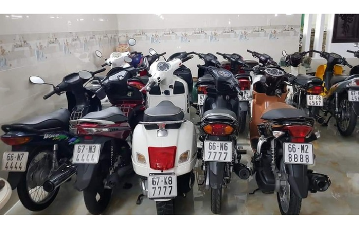 Những hình ảnh về bộ sưu tập xe máy biển số đẹp của một dân chơi tại An Giang sau khi đã được đăng tải khiến nhiều người nể phục và trầm trồ xen lẫn xuýt xoa.