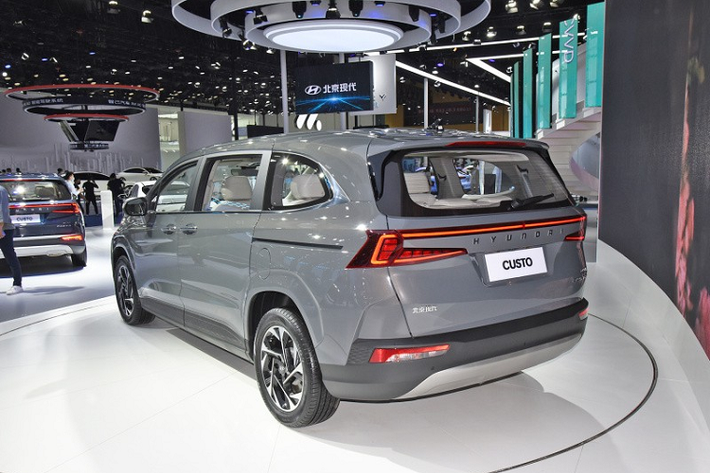 Tại thị trường Trung Quốc, mẫu MPV 6 chỗ hoặc 7 chỗ này có 2 tùy chọn động cơ. Thứ nhất là động cơ xăng 4 xi-lanh, tăng áp, dung tích 1.5L, tạo ra công suất tối đa 170 mã lực và mô-men xoắn cực đại 253 Nm.