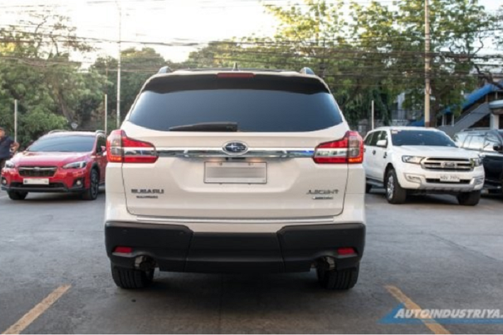 Hiện giá xe Subaru Evoltis 2021 tại thị trường Philippines vẫn chưa được công bố. Theo tin đồn, mẫu SUV cỡ lớn này sẽ có giá khoảng 3 triệu Peso (1,43 tỷ đồng). Nếu đúng như vậy, Subaru Evoltis 2021 có giá ngang ngửa với những đối thủ cùng phân khúc như Ford Explorer, Hyundai Palisade và Mazda CX-9.