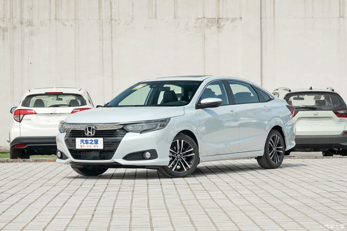 Mẫu sedan cỡ nhỏ Honda City vốn rất quen thuộc với người tiêu dùng Đông Nam Á nói chung và Việt Nam nói riêng. Tuy nhiên, ở thị trường "hàng xóm" với Việt Nam là Trung Quốc, mẫu sedan cỡ B này không được phân phối. Thay vào đó, hãng hiện đang bán 2 mẫu sedan cỡ B là Honda Crider và Envix ở thị trường tỷ dân này.