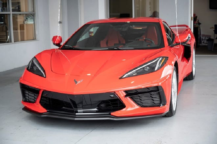 “Đây là món quà sinh nhật cho chính tôi,” ông Cook nói với báo chi địa phương. “Tôi đã sở hữu xe Corvette kể từ năm 1981 khi tôi mua chiếc đầu tiên. Đây là chiếc thứ 4 trong đời tôi. Tôi nóng lòng được mang nó đi tới các triển lãm xe”.