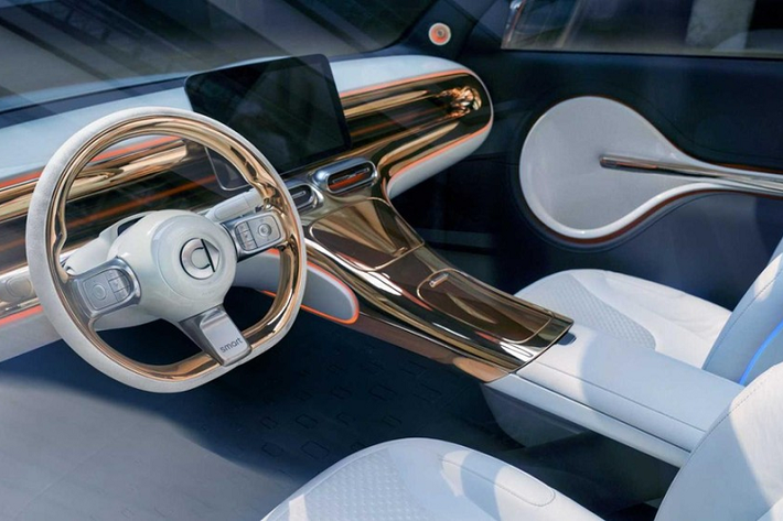 Tại Triển lãm Ô tô Munich 2021 đang diễn ra, Smart Concept #1 chạy điện đã ra mắt. Qua đât, thương hiệu này không chỉ báo hiệu về một tương lai chỉ xe điện, mà còn nhấn mạnh mục tiêu ra mắt những mẫu xe to lớn hơn ForTwo và ForFour.