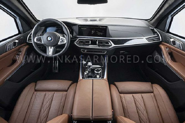 Ngoài ra, Inkas còn lắp đặt cho BMW X7 nhiều thiết bị bảo vệ khác như hệ thống lọc khí chống khí độc, còi báo động, đèn khẩn cấp xin đường, tăng cường khả năng quan sát ban đêm và hệ thống màn khói...Các tùy chọn cũng bao gồm việc nâng cấp động cơ lên 612 mã lực.