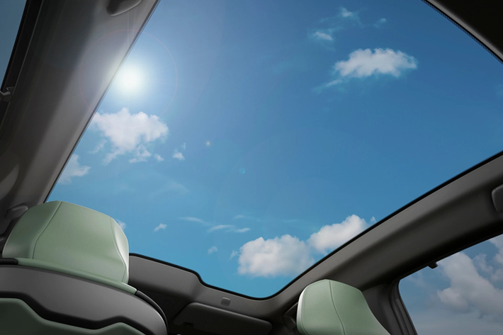 ES thế hệ mới được trang bị nhiều tính năng an toàn từ gói Lexus Safety System +.