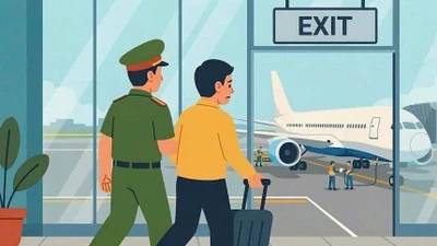 Từ 1-4, người nước ngoài bị trục xuất khỏi Việt Nam có thêm nhiều quyền