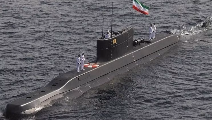 Tàu ngầm của Hải quân Iran.