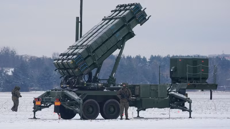 Patriot của Mỹ tại Bahrain: “vừa vô dụng lại có hại”?