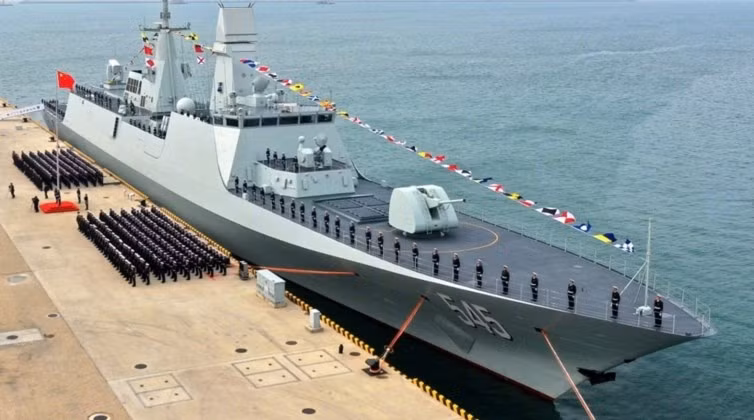 Tàu khu trục lớp 052D thuộc Hải quân Quân Giải phóng Nhân dân Trung Quốc