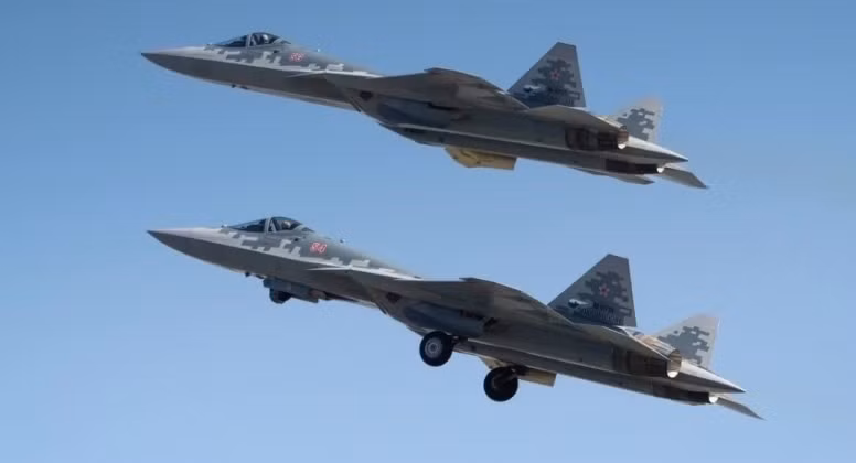 Các tiêm kích Su-57 thuộc Lực lượng Hàng không Vũ trụ Nga.