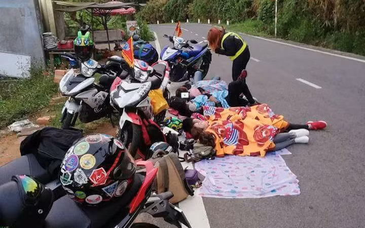 Ngao ngán cảnh "ăn bờ ở bụi" của Phượt thủ Việt Nam