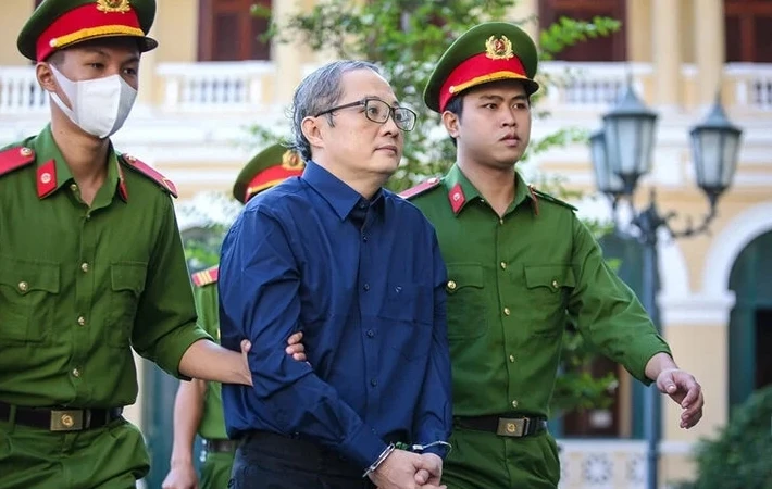 4 bệnh viện tại TP HCM bị điều tra vì liên quan kít xét nghiệm Việt Á