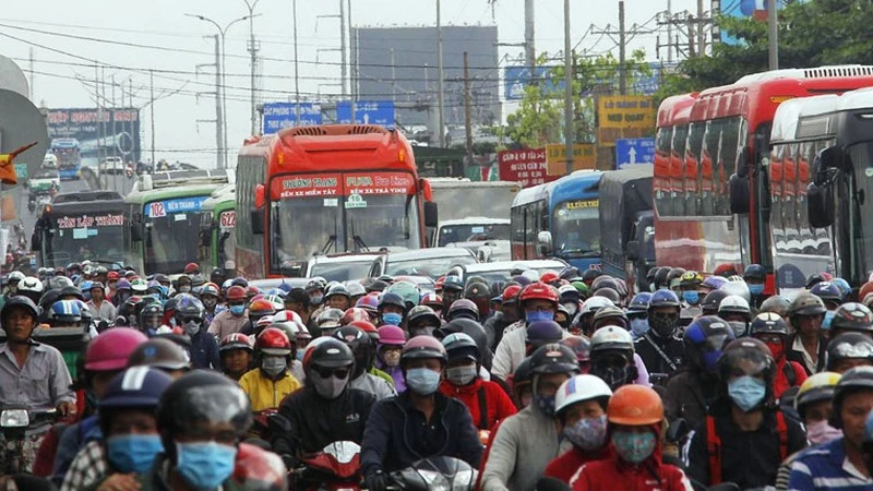 34 trạm thu phí vào trung tâm Sài Gòn: Thông xe hay lại tắc đường?