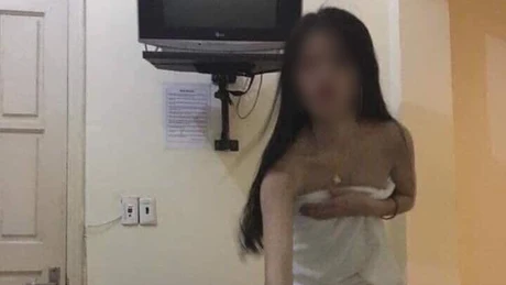 Nghịch dại tải ảnh gái về máy, chồng nhận kết đắng từ vợ