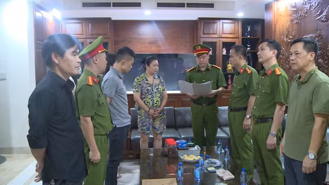 thanh-hoa-bat-con-ong-trum.jpg