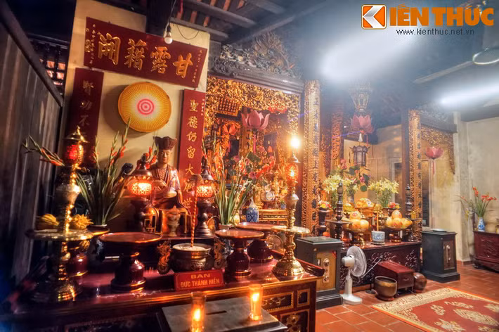 Với vị trí đắc địa ở tuyến phố sôi động nhất khu phố cổ, ngày nay chùa Cầu Đông là một địa điểm thu hút đông đảo du khách trong và ngoài nước ghé thăm khi đến Hà Nội.