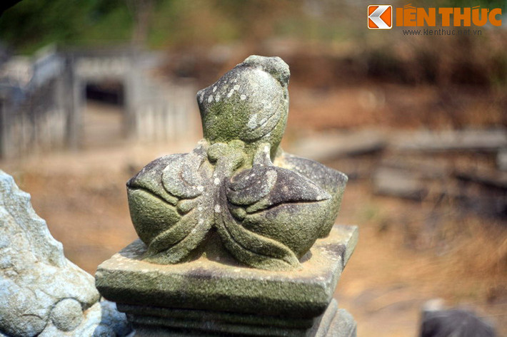 Đồng thời, nó cũng thể hiện tâm hồn phóng khoáng của cư dân ở một vùng đất mới khai phá, không câu nệ vào những hình tượng mang tính quy phạm xưa cũ...