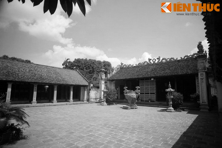 Làng Đanh Xá cũng là một địa phương xin rước vong Pháp Vũ về chùa làng là chùa Bảo Sơn để thờ. Trong hệ Tứ Pháp (thờ bốn vị thần Pháp Vân, Pháp Vũ, Pháp Lôi, Pháp Điện), Pháp Vũ là nữ thần trông coi việc điều mưa khiển gió, giúp dân trừ lũ lụt, đem lại mưa thuận gió hòa.