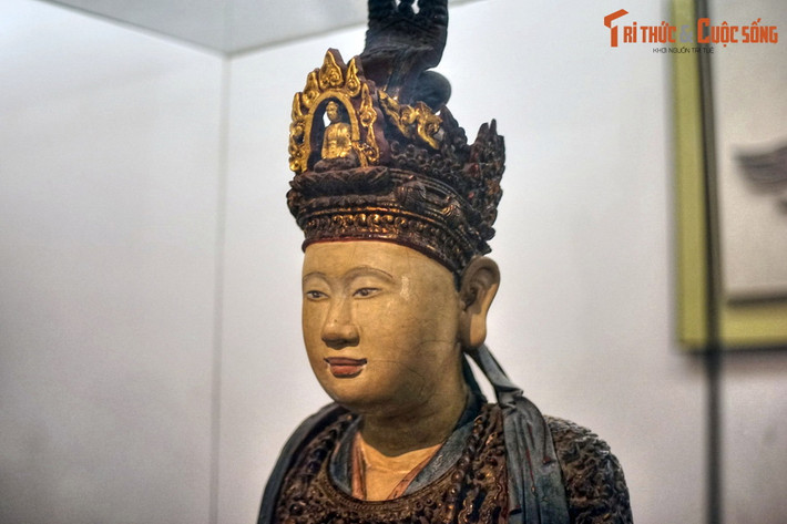 Theo sách Kim toả thực lục, Trịnh vương ngọc phả ghi thì bà Trịnh Thị Ngọc Trúc là con gái thứ của Thanh Đô vương Trịnh Tráng và Chính phi Nguyễn Thị Ngọc Tú (con gái của Chúa Tiên Nguyễn Hoàng).