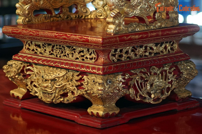 Đến thời điểm hiện tại, ngai vàng trong điện Thái Hòa đã được công nhận là Bảo vật quốc gia, còn ngai vàng của vua Duy Tân vừa được lập hồ sơ đề nghị công nhận danh hiệu cao quý này.