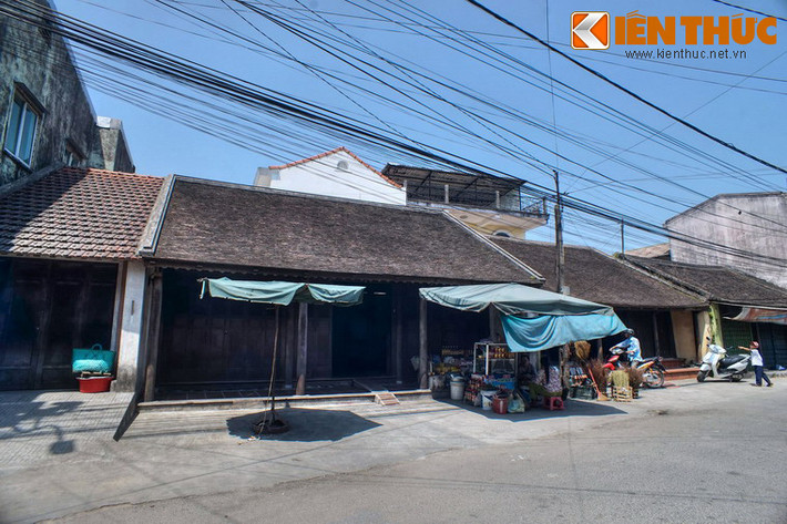 Vào thời hoàng kim, Bao Vinh từng được mệnh danh là khu phố thương mại quốc tế nhộn nhịp bậc nhất Đàng Trong. Tuy nhiên, cảng thị này lại có số phận trái ngược với Hội An, một cảng thị phát triển cùng thời kỳ.