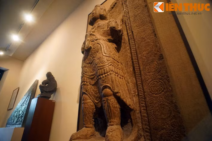 Theo các nhà nghiên cứu, những pho tượng Kim Cương chùa Đọi từng được đặt quanh bảo tháp với ý nghĩa bảo vệ cho tám phương Phật Pháp. Do những biến động lịch sử mà ngày nay chỉ còn vài tượng còn tồn tại trong tình trạng không nguyên vẹn.