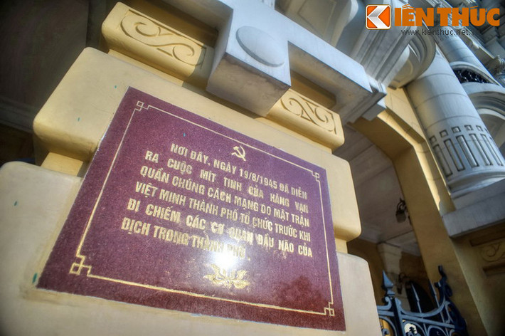 Mỗi khi tháng tám đến, như cơn gió mát lành, âm hưởng của mùa thu lịch sử năm 1945 lại lan tỏa khắp quảng trường, hòa vào nhịp sống vừa sôi động, vừa mang những nét sâu lắng đặc thù của của một thủ đô đã trải qua nhiều thăng trầm cùng thời gian...