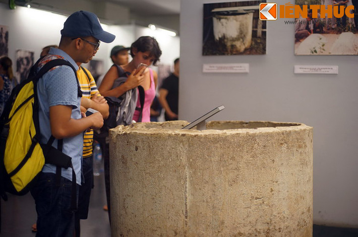 Chiếc ống cống này là tang chứng vụ thảm sát Thạnh Phong ở Bến Tre ngày 25/2/1969. Trong tội ác chiến tranh đẫm máu này, ba cháu bé đã ẩn nấp trong chiếc ống cống này và bị lính biệt kích Mỹ bắt ra. Hai bé gái 8 và 10 tuổi bị đâm chết, bé trai 6 tuổi bị mổ bụng....