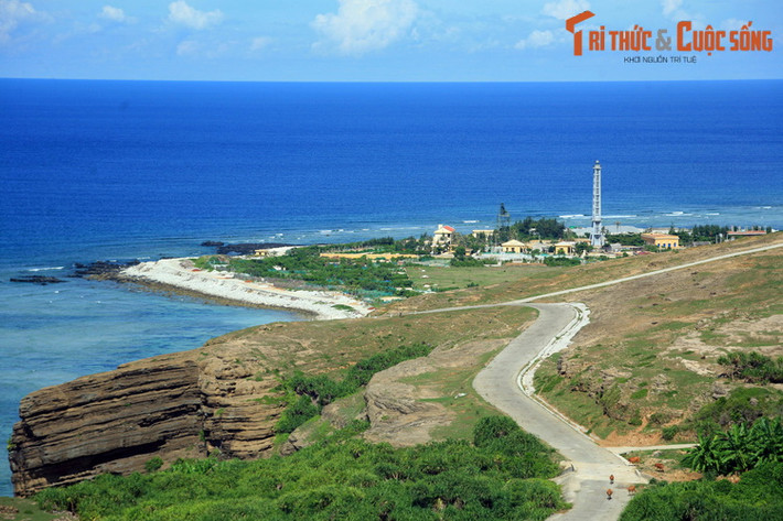 Ngày nay, nhiều du khách ghé thăm hải đăng Lý Sơn khi có dịp khám phá hòn đảo du lịch nổi tiếng của tỉnh Quảng Ngãi, nhưng không phải ai cũng biết về những tháng ngày bi tráng từng diễn ra ở địa điểm lịch sử này.