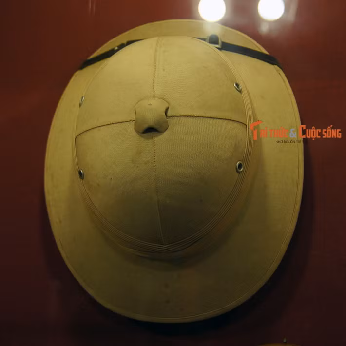 Mũ cát, Bác Hồ đã dùng trong những năm cuối đời.