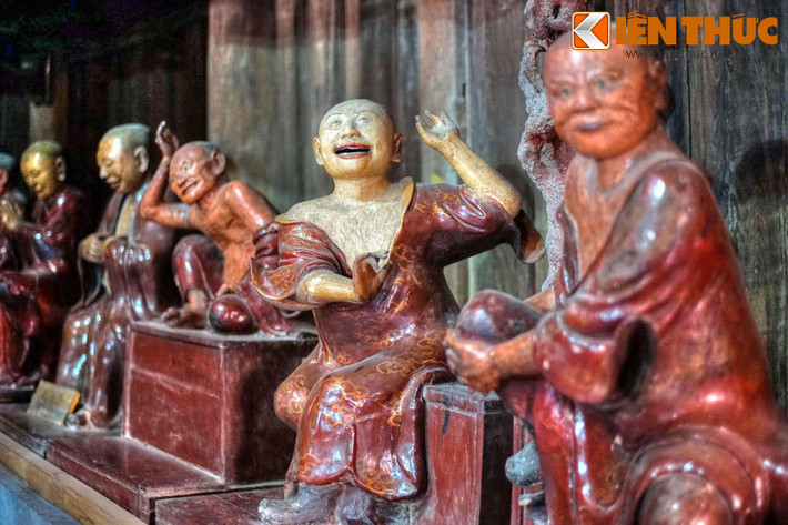 Tượng Phật giáo ở đây có nhiều loại, như tượng các vị Bồ Tát, tượng Hộ Pháp, tượng các vị La Hán... trong đó có những pho rất quý, nổi tiếng cả nước và được giới nghiên cứu xem là khuôn mẫu của tượng Phật giáo Việt Nam.