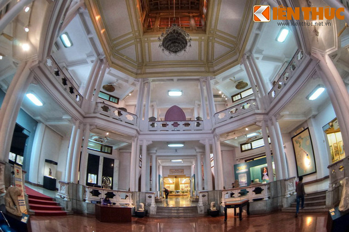 Ngày nay Hệ thống trưng bày tại cơ sở chính của Bảo tàng Lịch sử Quốc gia rộng khoảng 2.000 m2, được chia thành nhiều không gian cho các tuyến tham quan theo chủ điểm và thứ tự thời gian lịch sử. Ngoài ra, Bảo tàng còn cơ sở 2 ở số 216 Trần Quang Khải, Hà Nội.