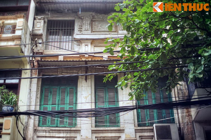 Một số hình ảnh khác về phố Hàng Rươi.