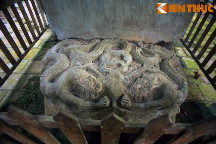 10. Hình tượng rồng trên bia đá cổ Sùng Thiện Diên Linh ở chùa Long Đọi Sơn (núi Đọi, xã Đọi Sơn, huyện Duy Tiên, tỉnh Hà Nam). Bia đá cổ này được coi là một chứng tích về sự phát triển huy hoàng của Phật giáo thời Lý.