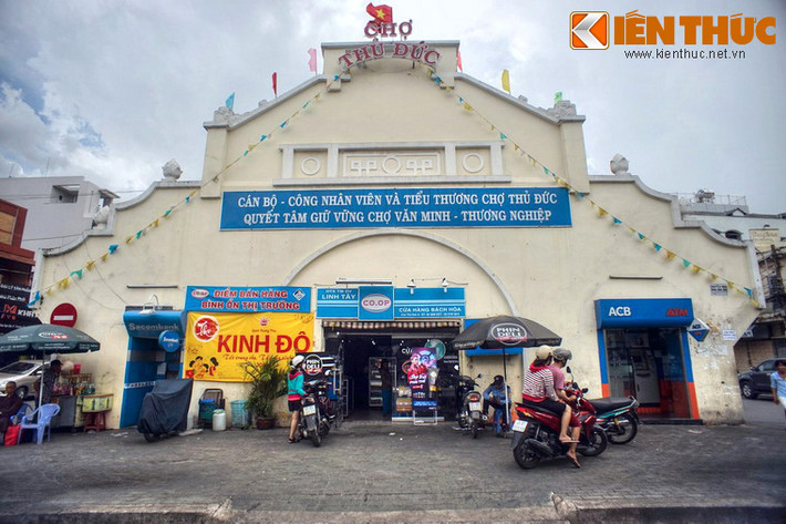 Với những cư dân sinh sống lâu đời ở Thủ Đức, khu chợ trăm tuổi này là biểu tượng của một vùng đất có bề dày lịch sử đáng tự hào.