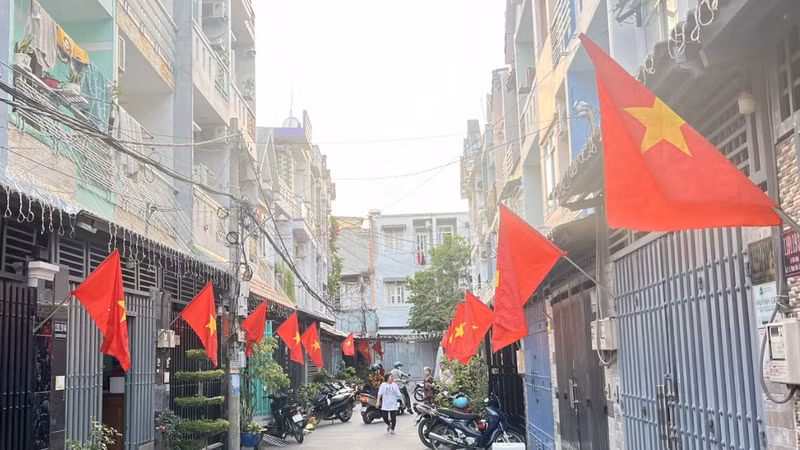 TPHCM thông báo lịch treo cờ Tổ quốc và nghỉ lễ Quốc khánh 2/9/2026