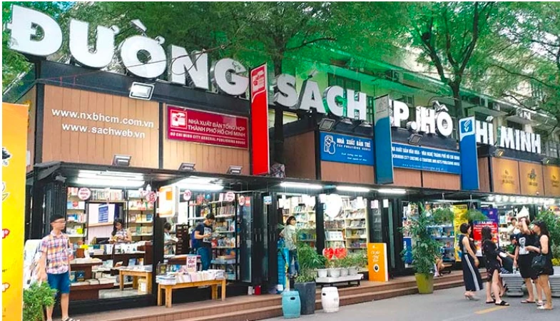 “Thư viện Người” tại Đường sách TPHCM: Đọc di sản từ những cuộc đời thực