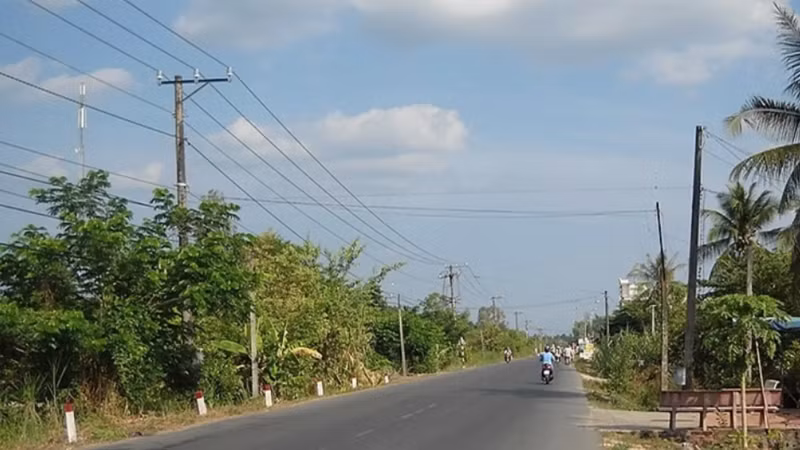 Chỉ định thầu rút gọn loạt gói thầu tiền tỷ tại xã Tân Thạnh: Hiệu quả ra sao? [Kỳ 1]