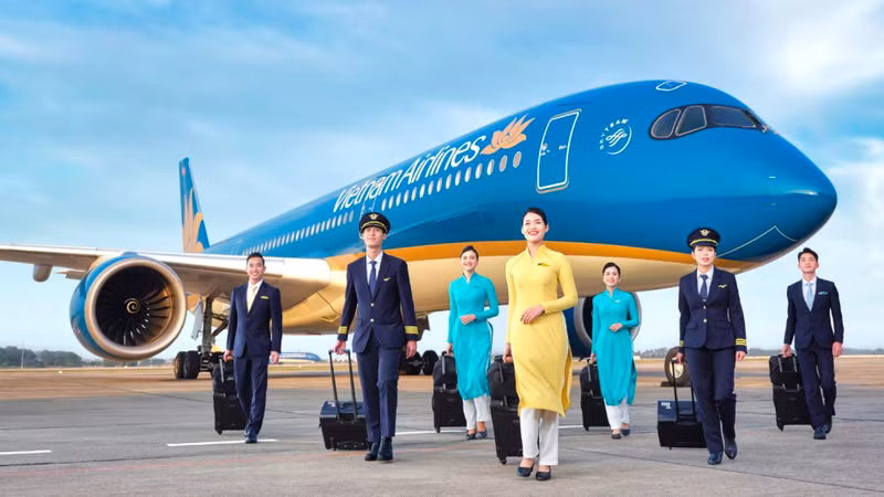 Vietnam Airlines báo lãi 4.400 tỷ quý 1, lo ngại rủi ro từ giá nhiên liệu bay