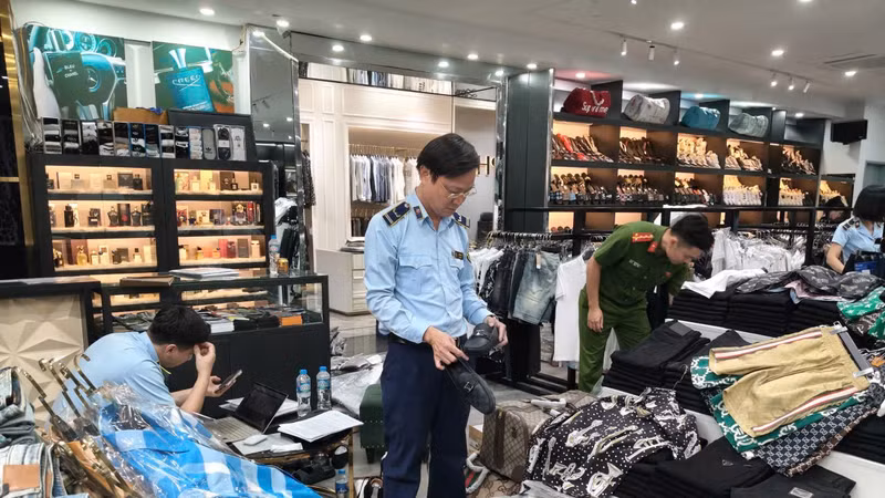 Chống hàng giả mạnh mẽ, xử lý hơn 3.700 vụ vi phạm sở hữu trí tuệ