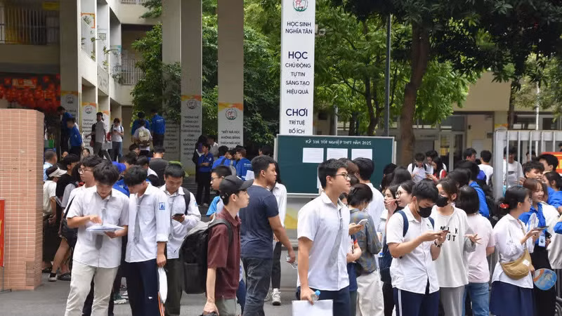 Thủ tướng chỉ đạo tổ chức kỳ thi THPT 2026 an toàn, công bằng 