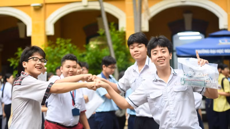 Thí sinh thi vào lớp 10 TPHCM năm 2026. Ảnh: Nguyễn Huế