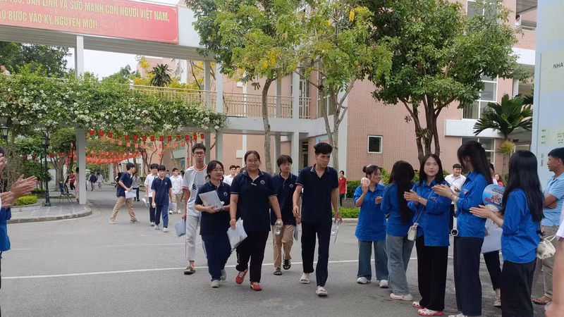 Học sinh trường Tiểu học Nguyễn Bỉnh Khiêm. Ảnh minh họa: Quỳnh Danh.