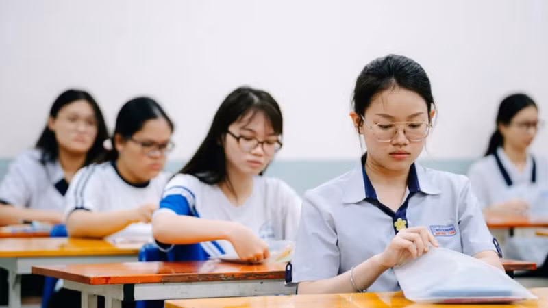 Thủ tướng chỉ đạo tổ chức kỳ thi tốt nghiệp 2026 giảm áp lực, chi phí