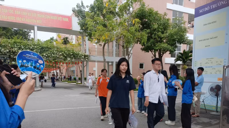 8 thí sinh bị đình chỉ thi ở môn thi Ngữ văn sáng nay