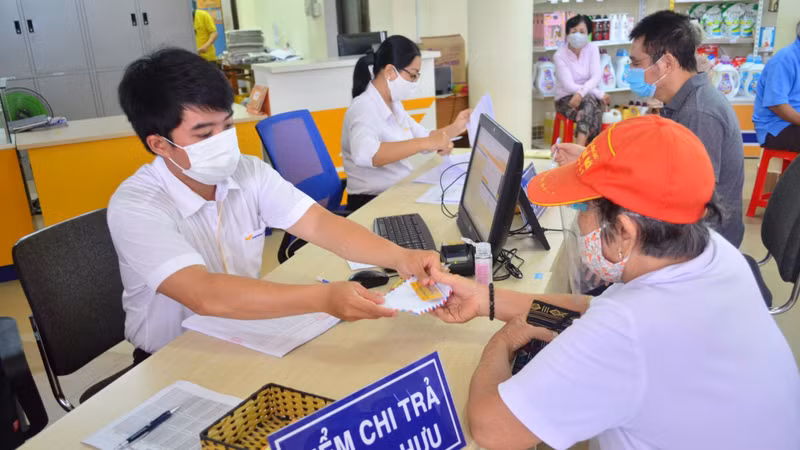 Thủ tục hưởng lương hưu đối với người tham gia bảo hiểm xã hội tự nguyện ( Ảnh minh hoạ )